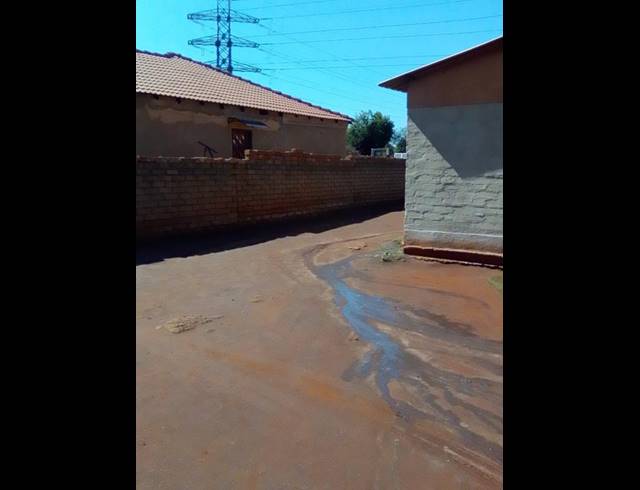 2 BEDROOM HOUSE FOR SALE IN SOSHANGUVE SOUTH